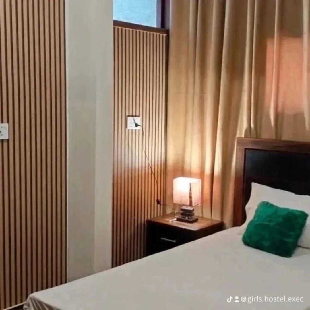 2 Seater Room at EXECUTIVE GIRLS HOSTEL - PKR 32,000/month